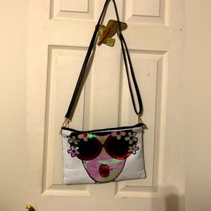 PRETTY WOMAN SEQUINED BAG